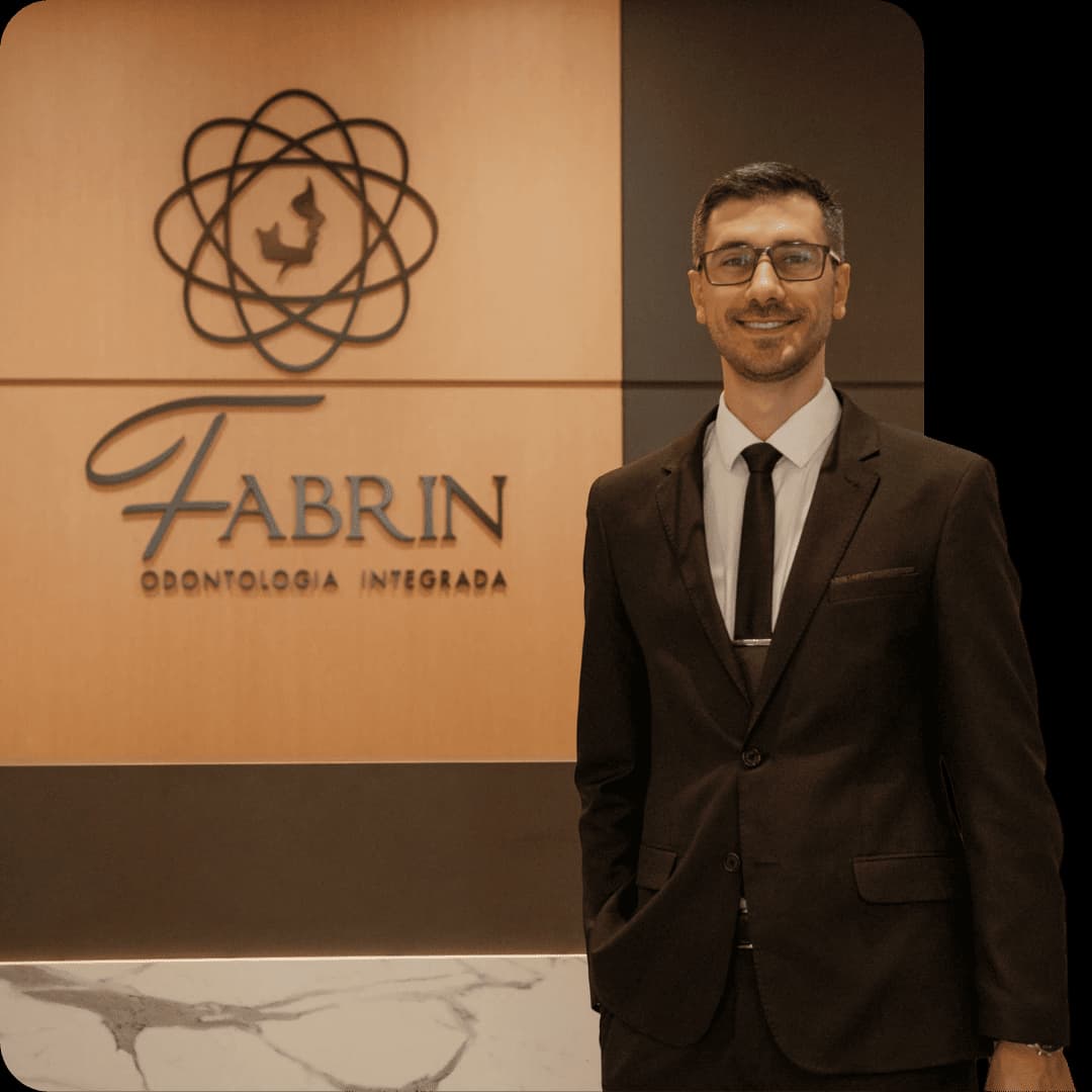 Dr. Gilberto Fabrin Jr. Dentista em Ijuí